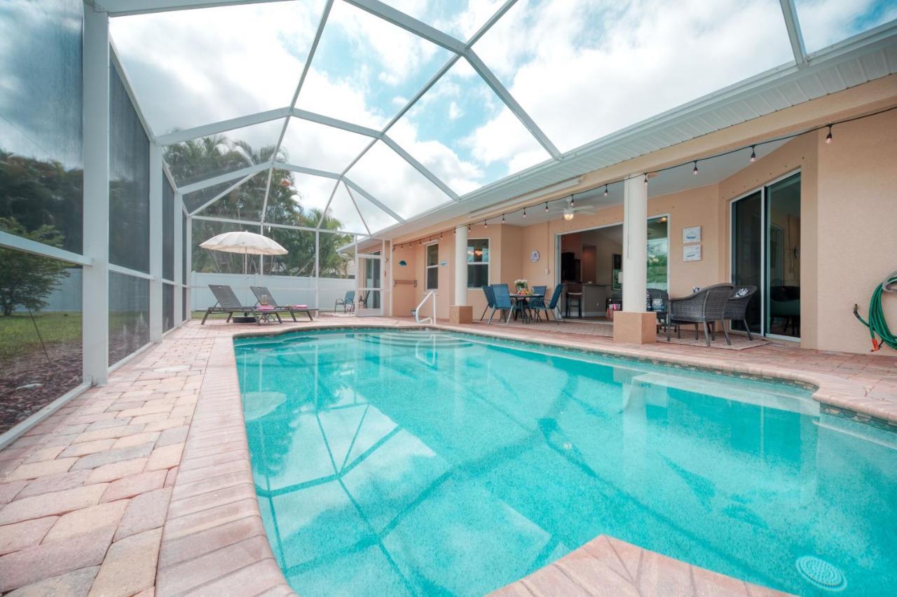 Villa Holiday Sunrise Cape Coral Extérieur photo