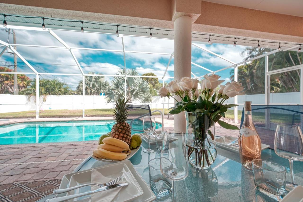 Villa Holiday Sunrise Cape Coral Extérieur photo