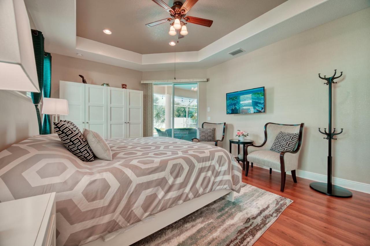 Villa Holiday Sunrise Cape Coral Extérieur photo
